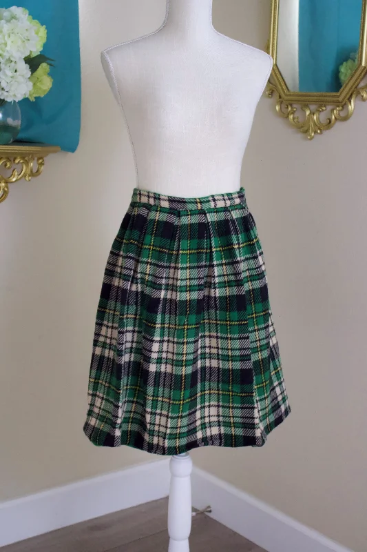 1960s Pandora Green and Black Wool Kilt Skirt